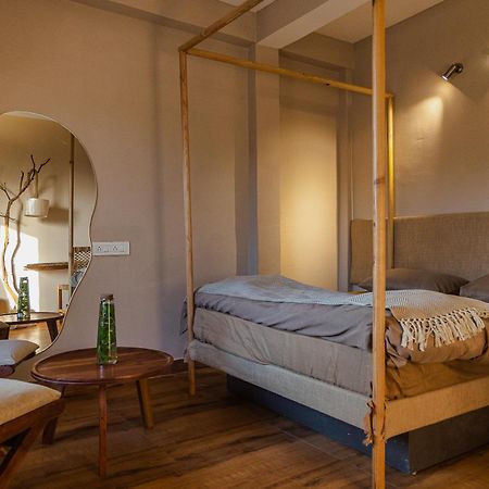 Exstasy Stays - Bathtub Rooms & Cafe - Your Romantic & Cozy Getaway - Thhpsociety - Mukteshwar Exterior foto