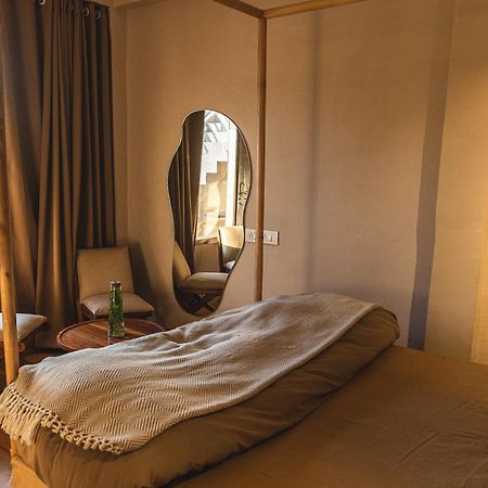 Exstasy Stays - Bathtub Rooms & Cafe - Your Romantic & Cozy Getaway - Thhpsociety - Mukteshwar Exterior foto