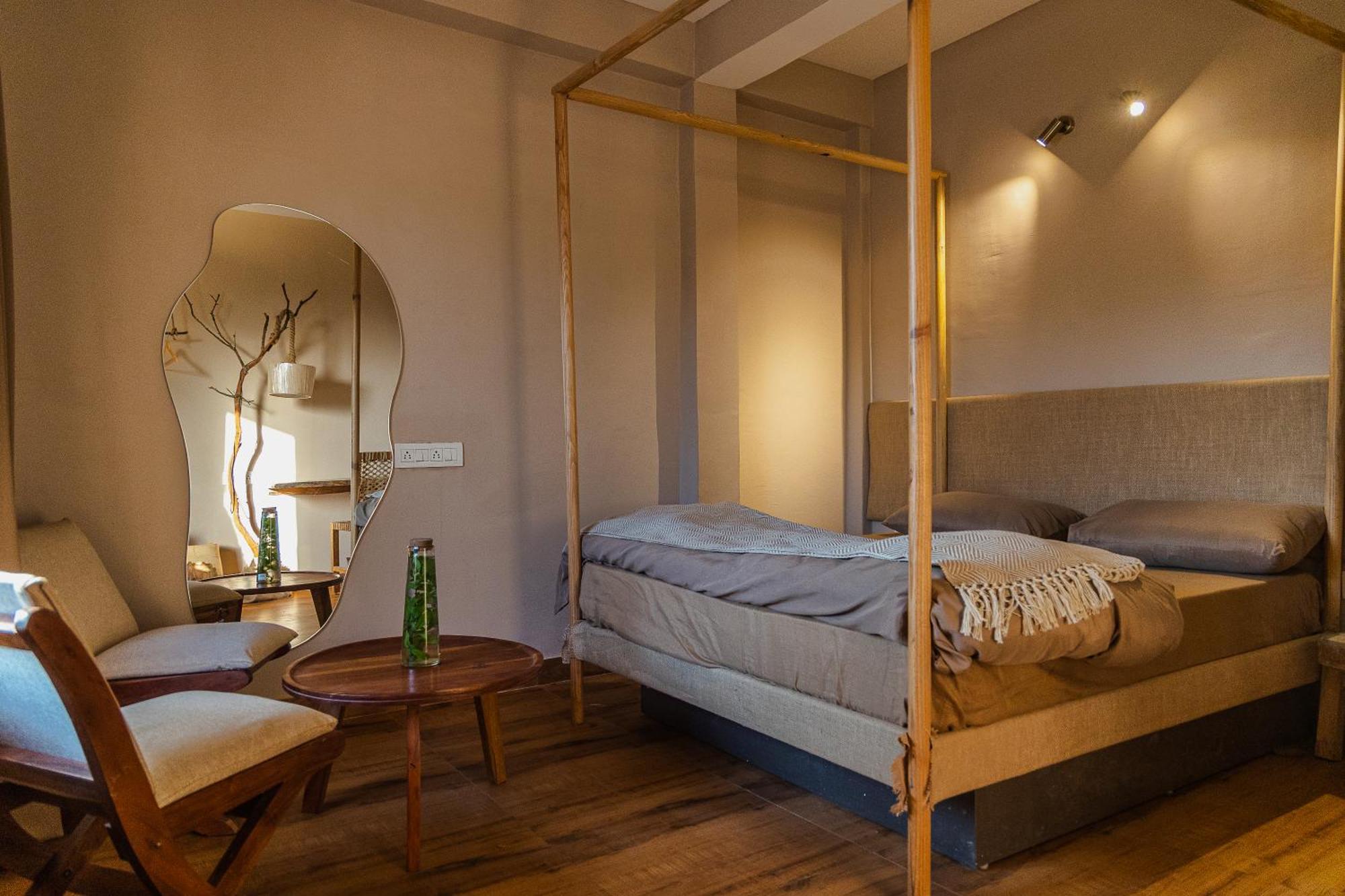 Exstasy Stays - Bathtub Rooms & Cafe - Your Romantic & Cozy Getaway - Thhpsociety - Mukteshwar Exterior foto