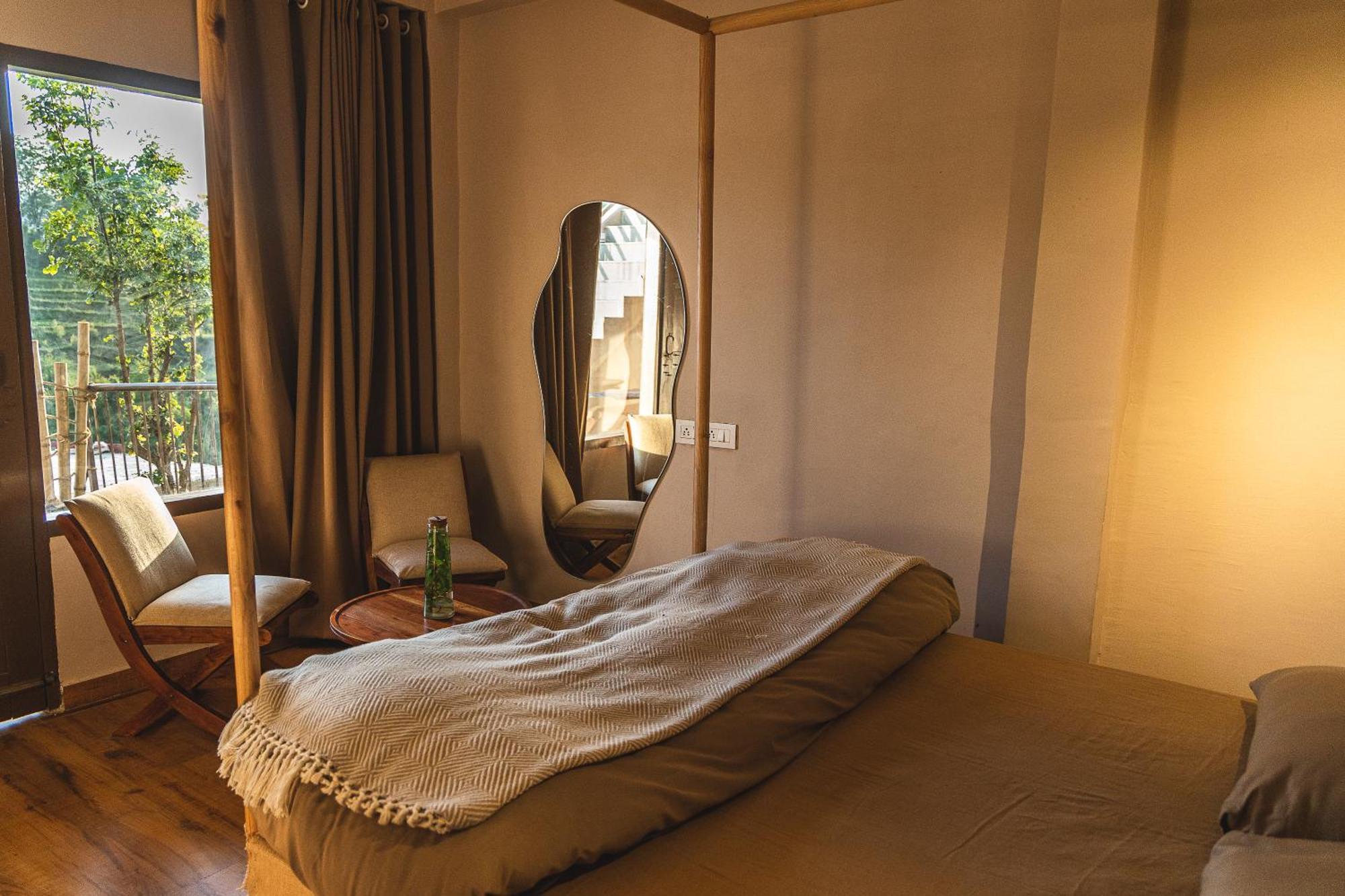 Exstasy Stays - Bathtub Rooms & Cafe - Your Romantic & Cozy Getaway - Thhpsociety - Mukteshwar Exterior foto