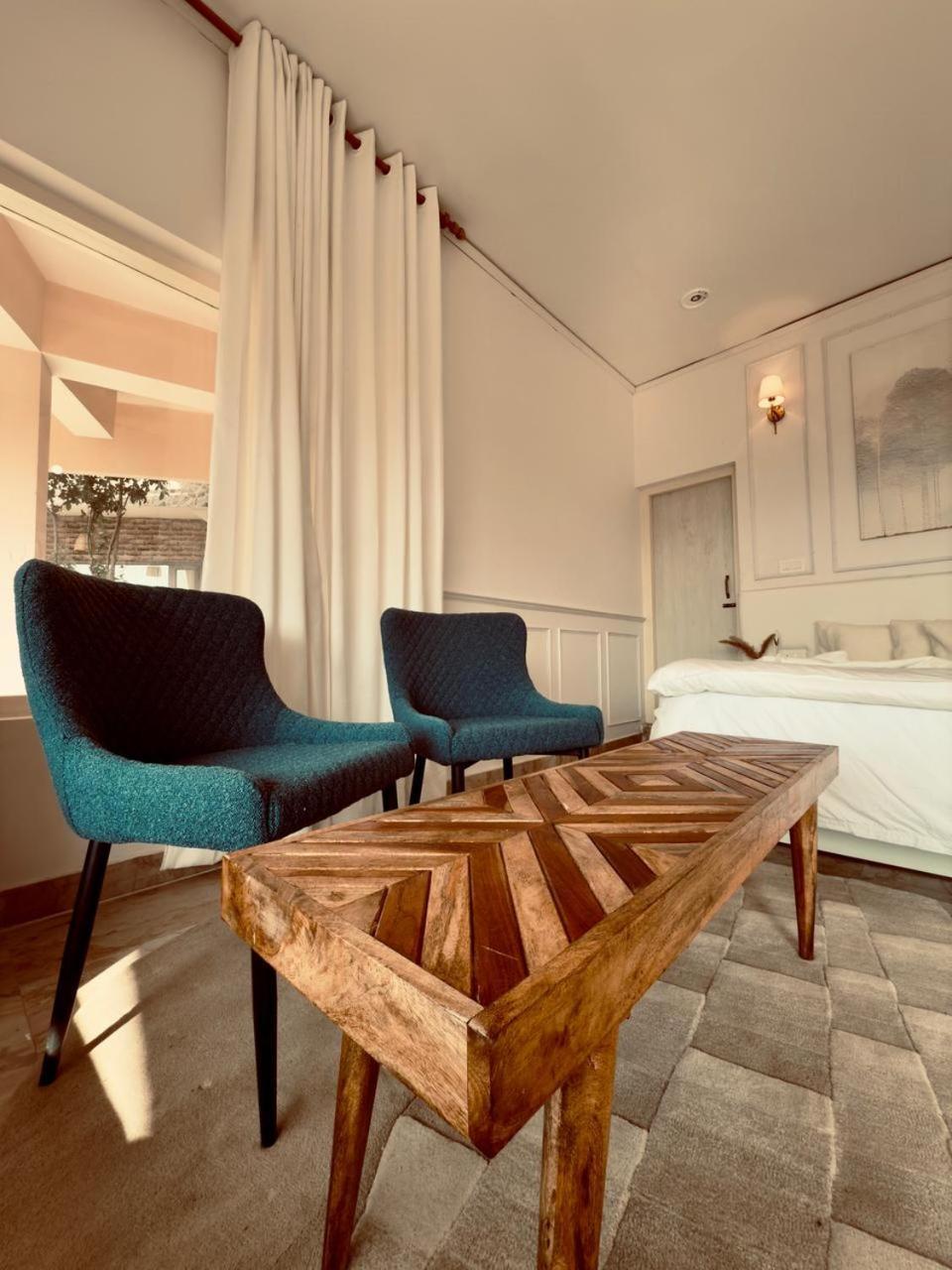 Exstasy Stays - Bathtub Rooms & Cafe - Your Romantic & Cozy Getaway - Thhpsociety - Mukteshwar Exterior foto